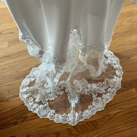 NWT Galina Signature Style SV830 Sheer Bodice Lace Wedding Dress - Picture 13 of 16